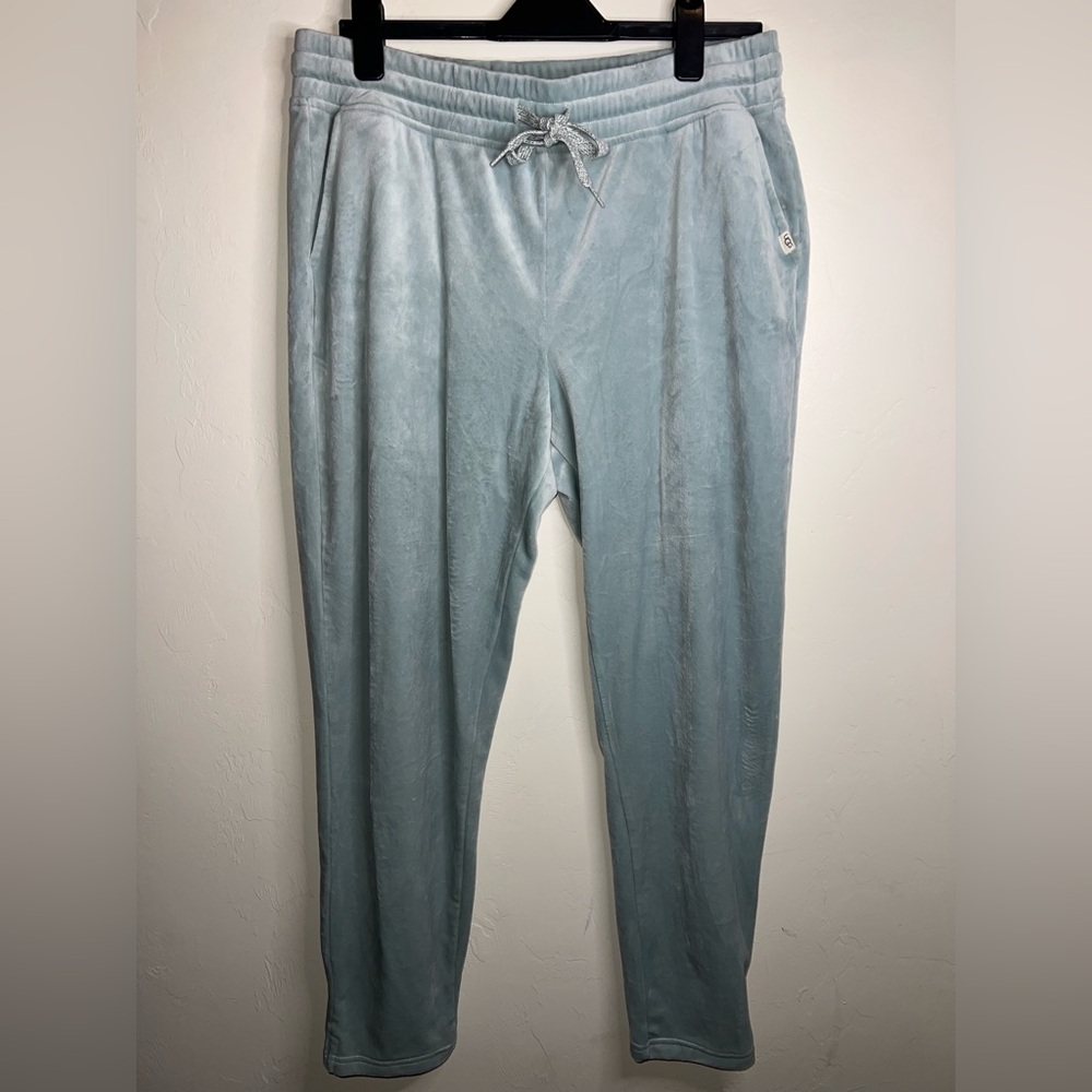 UGG Women's large Soft green Joggers